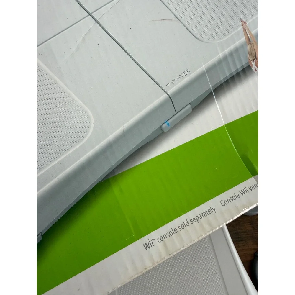Nintendo Wii Fit Balance Board RVL-021 White with Teal Silicone Skin and Box